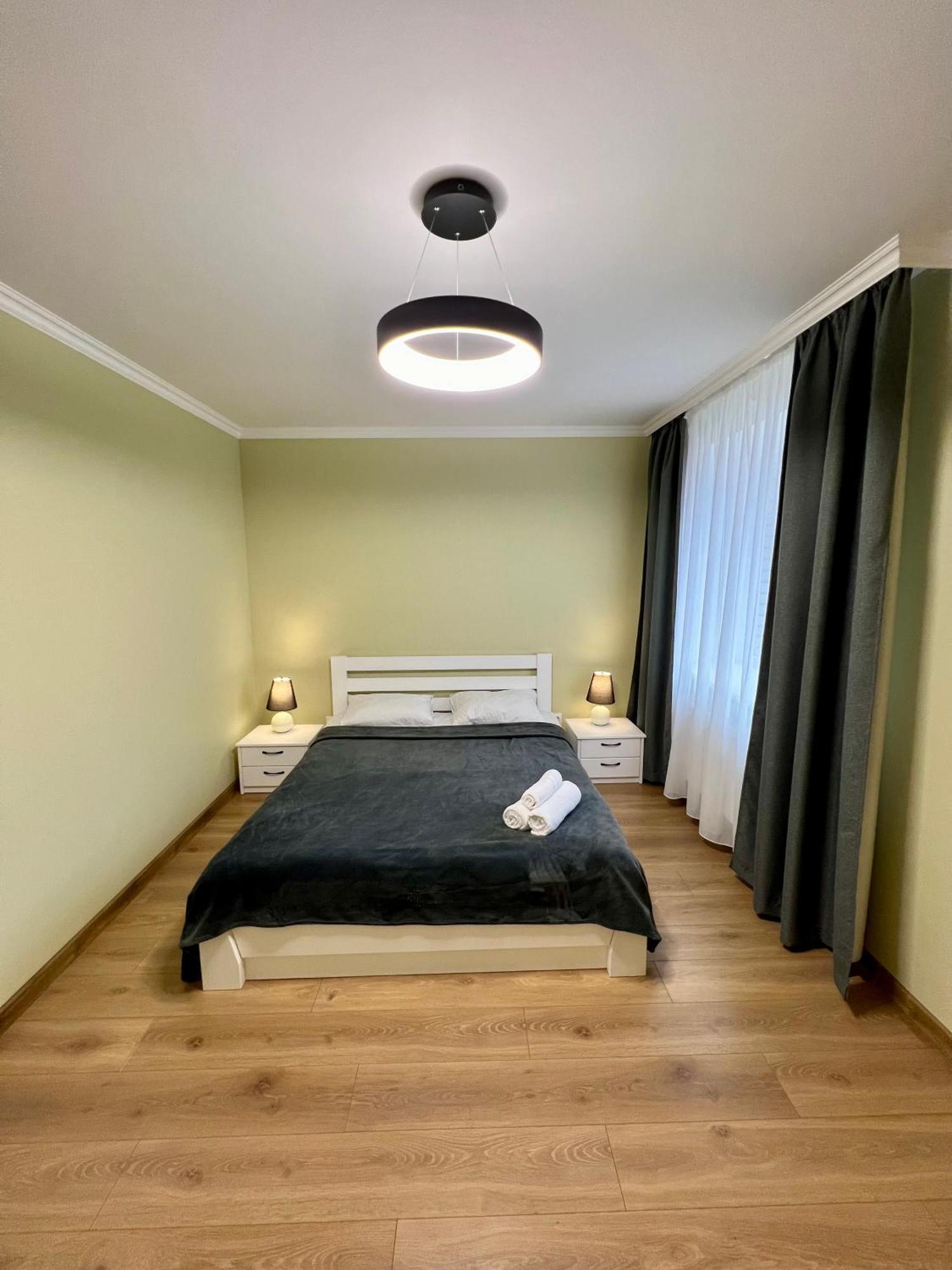 затишна біля парку центр міста Apartment Ternopil