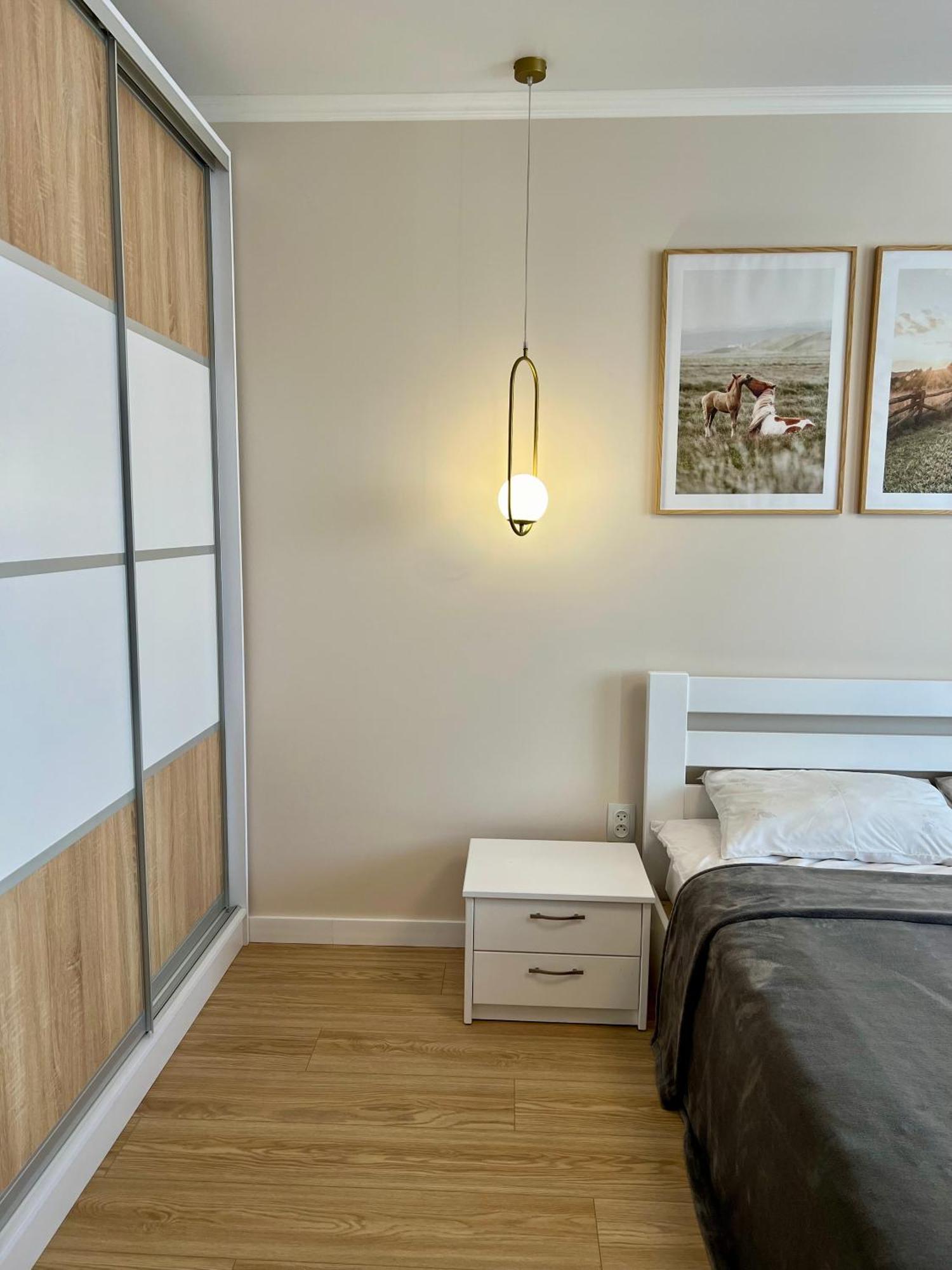 затишна біля парку центр міста Apartment *