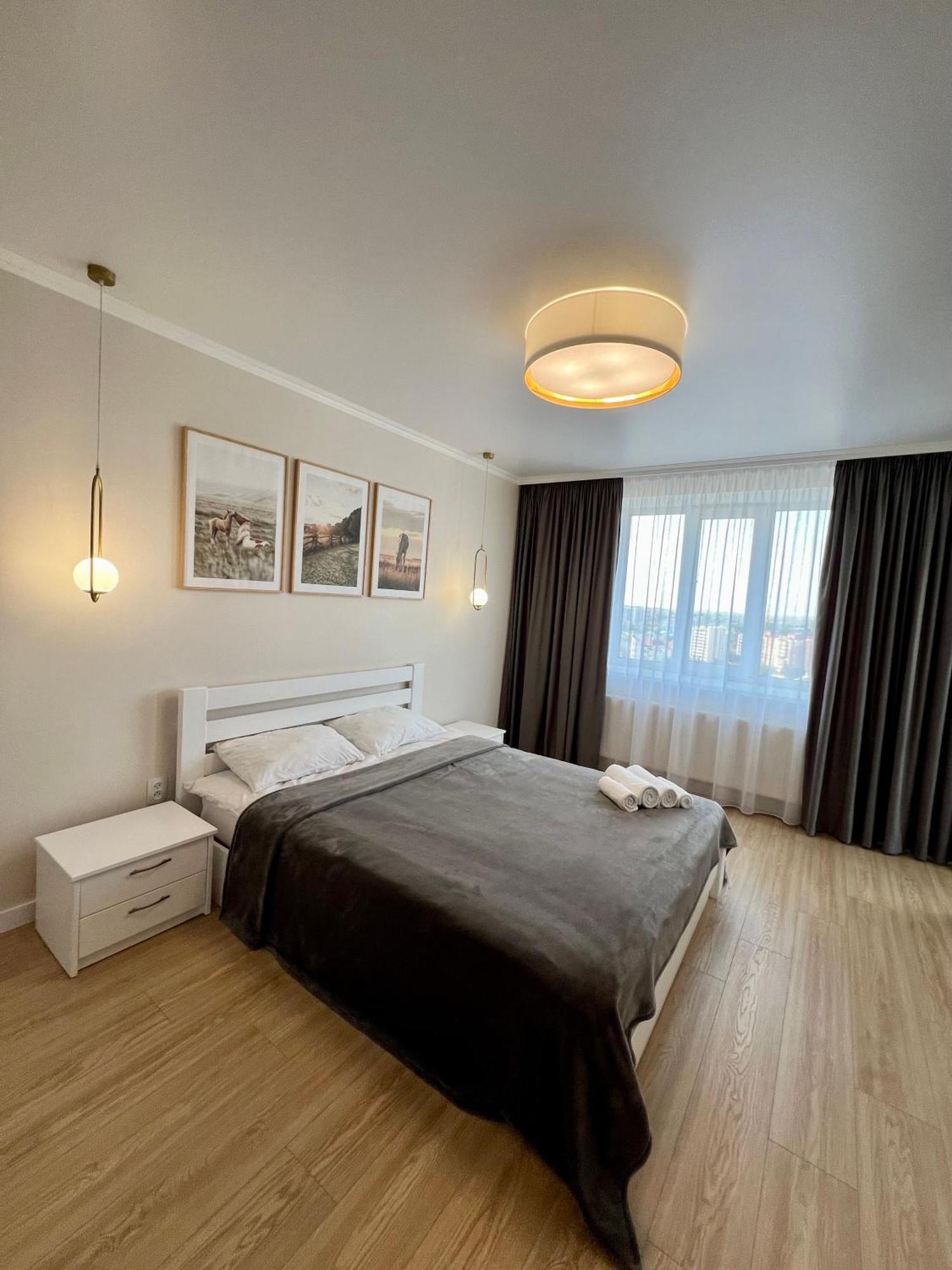 Apartment затишна біля парку центр міста *
