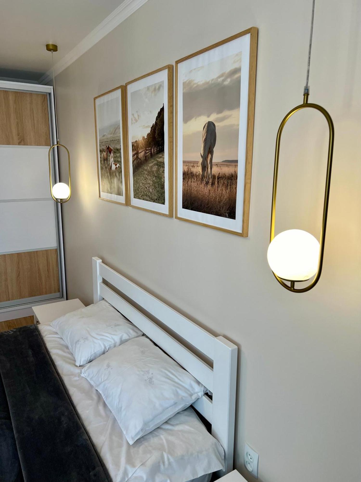 затишна біля парку центр міста Apartment